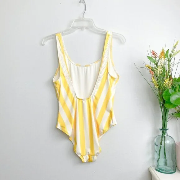 🌻 SOULCYCLE x SOLID & STRIPED One Piece Swimsuit Large - Picture 3 of 6
